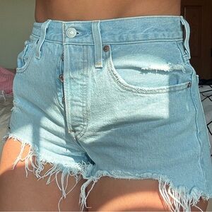 -levi 501 blue jean shorts